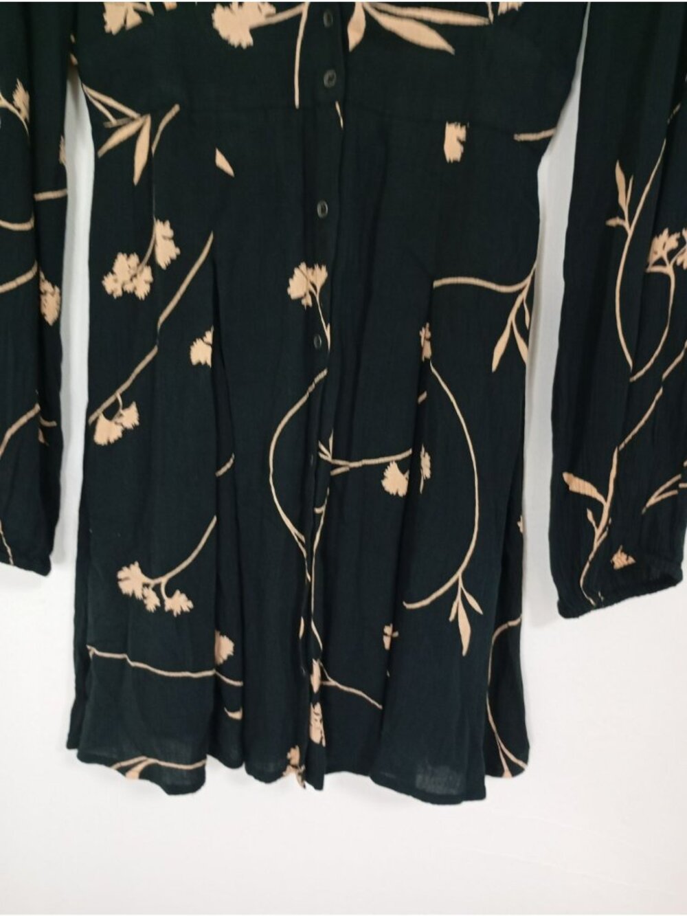 Billabong Black Floral Print Long Sleeve Button Front Mini Dress Size M India - Picture 6 of 12